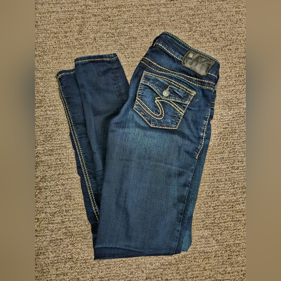 Silver Jeans - Picture 1 of 3